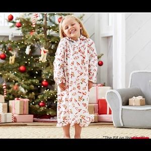 The Elf on the Shelf Christmas nightgown